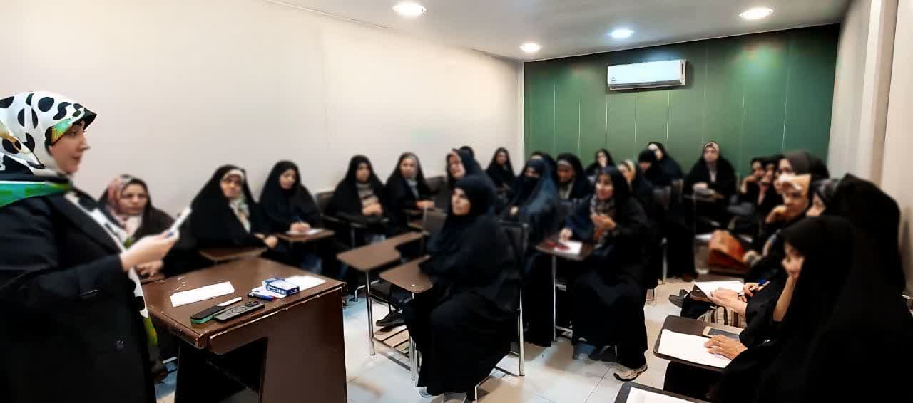 دربارۀ این مقاله بیشتر بخوانید «به رنگ امید»؛ کارگاهی برای ترمیم دل‌های داغدار و بازسازی زندگی پس از فقدان